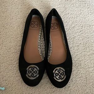 Black flats